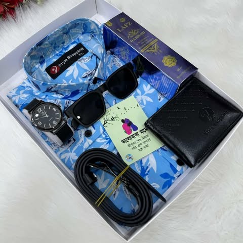 Man T-shirt with package